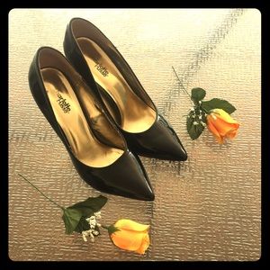 Black and Gold High Heels